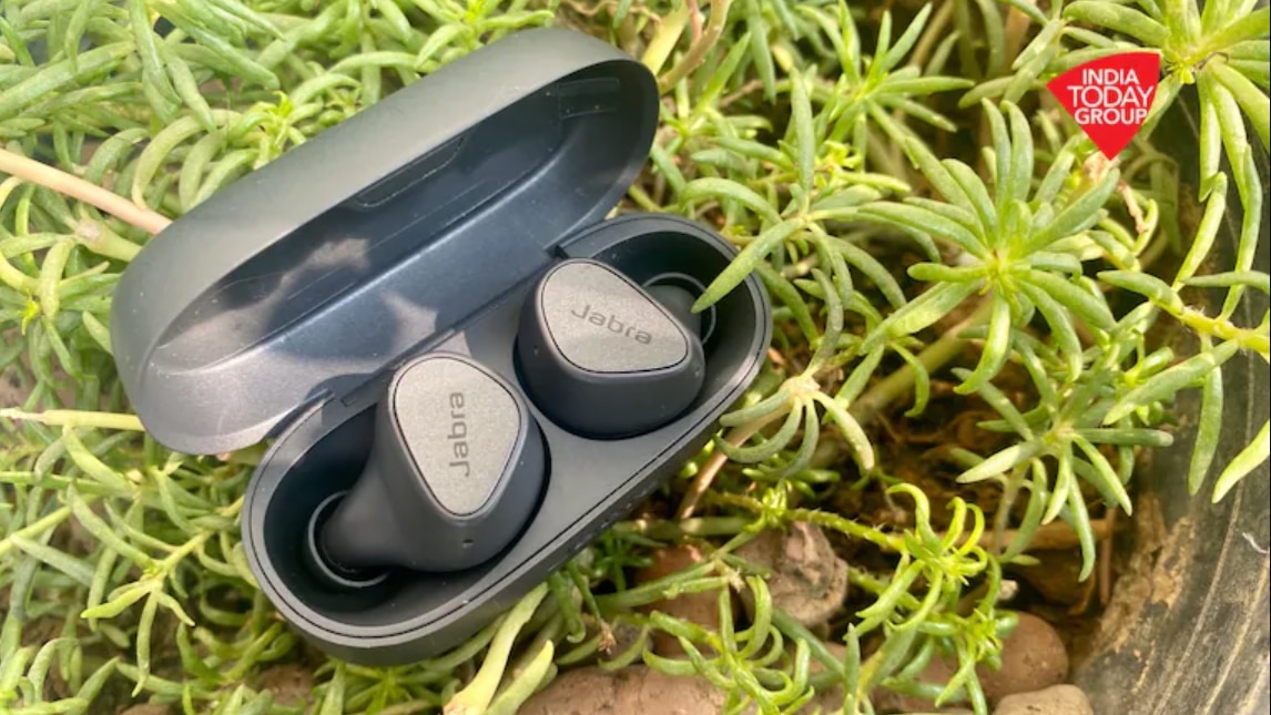 Jabra offering up to 50 per cent off on Elite Active 4, Elite 7 and others during Republic Day sale - Vimarsana News