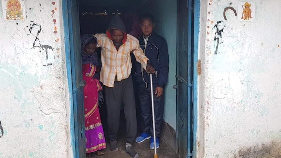 Jharkhand resident Dularchand (centre) reportedly started walking after receiving Covid-19 vaccine. Jharkhand resident Dularchand (centre) reportedly started walking after receiving Covid-19 vaccine.