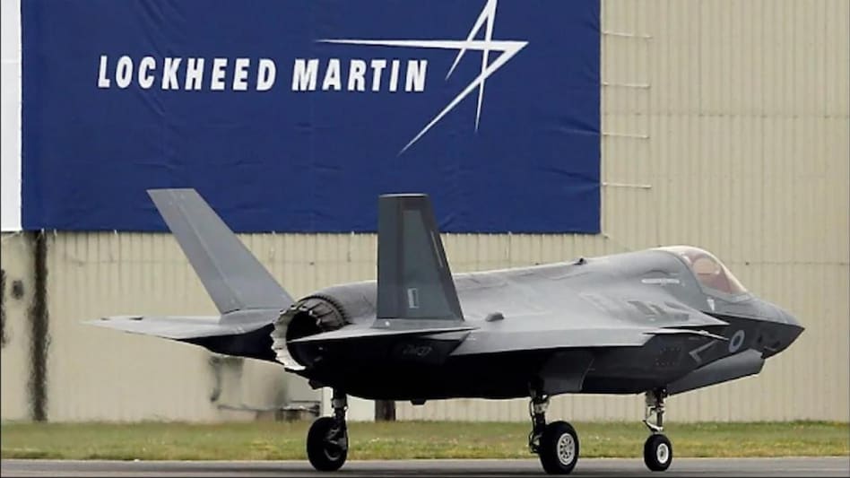 In 2022, Lockheed plans to deliver 151 to 153 of the fighter aircraft, fewer than the 169 jets it had hoped to deliver. In 2022, Lockheed plans to deliver 151 to 153 of the fighter aircraft, fewer than the 169 jets it had hoped to deliver.