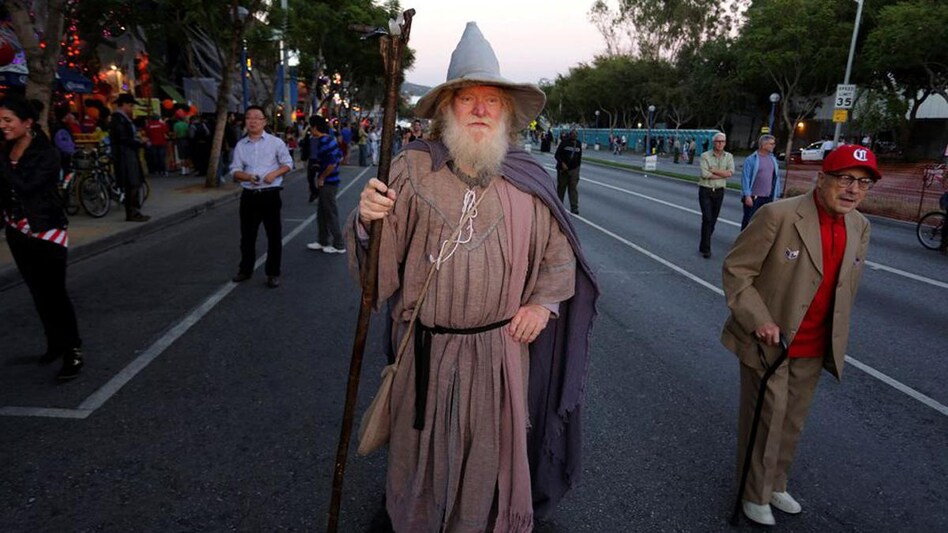 A man dressed as the character Gandalf the Grey from "Lord of the Rings" participates in the West Hollywood Halloween Costume Carnaval, which attracts nearly 500,000 people annually in West Hollywood, California October 31, 2013. (Photo: Reuters) A man dressed as the character Gandalf the Grey from "Lord of the Rings" participates in the West Hollywood Halloween Costume Carnaval, which attracts nearly 500,000 people annually in West Hollywood, California October 31, 2013. (Photo: Reuters)