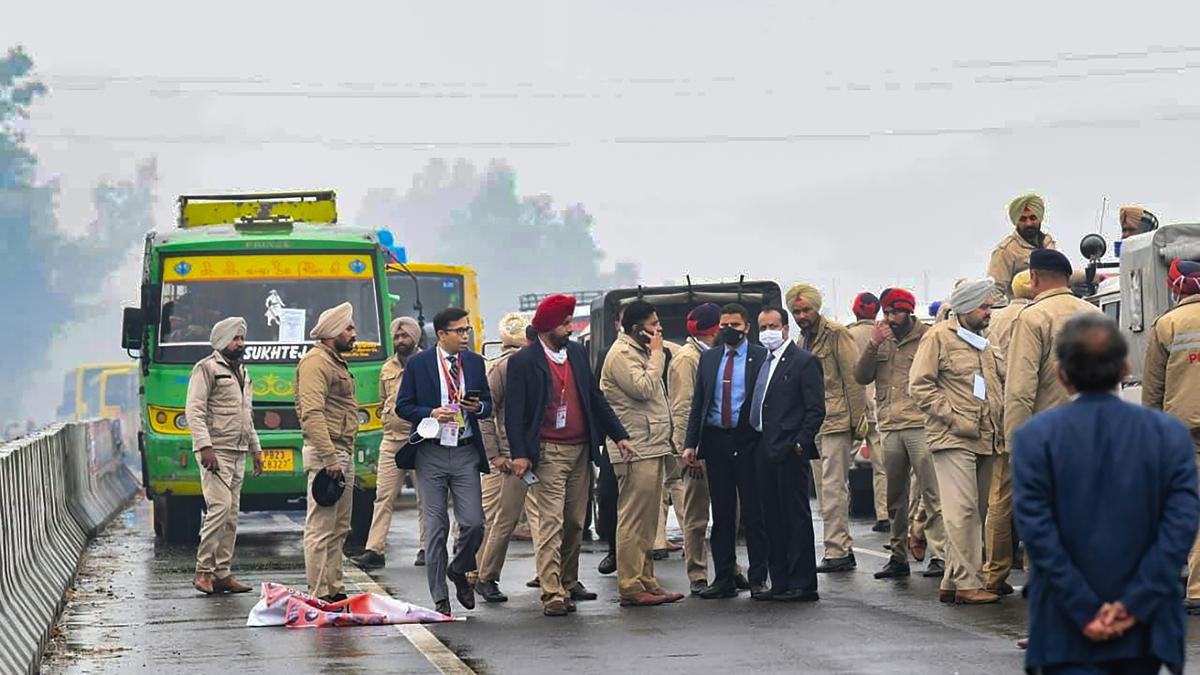 PM Modi security breach: SC orders all current inquiries to be stopped PM Modi security breach: SC orders all current inquiries to be stopped