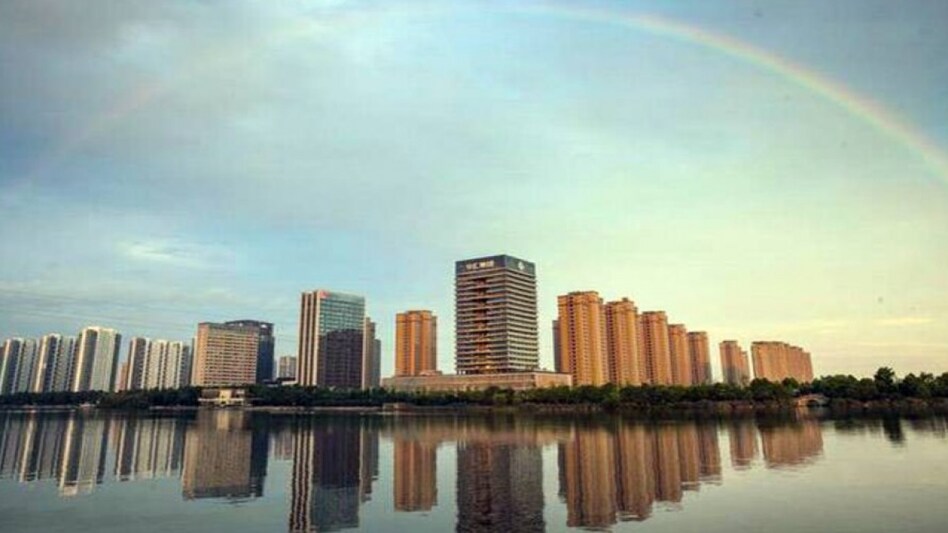 This is in line with the company’s growth plan to expand its realty horizons beyond Thane, Raymond added. This is in line with the company’s growth plan to expand its realty horizons beyond Thane, Raymond added.