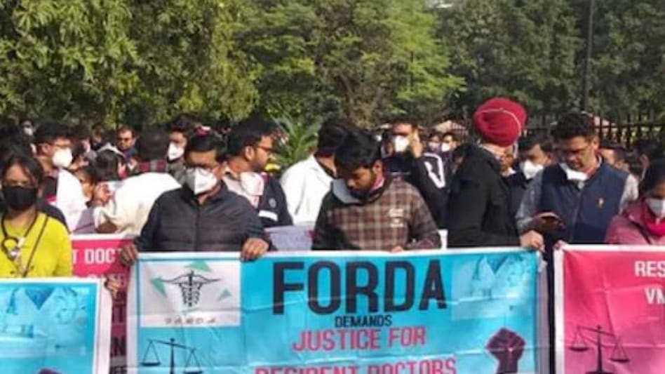 The Supreme Court on Friday allowed resumption of NEET-PG medical counseling process for admissions to 2021-22 academic session along with 27 per cent OBC and 10% EWS quota. The Supreme Court on Friday allowed resumption of NEET-PG medical counseling process for admissions to 2021-22 academic session along with 27 per cent OBC and 10% EWS quota.