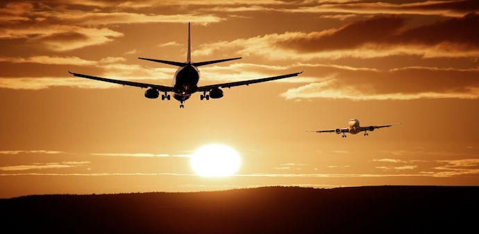 The EK-524 was accelerating to take off just when EK-568 came on the same runway, sources noted. The EK-524 was accelerating to take off just when EK-568 came on the same runway, sources noted.
