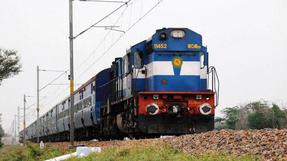 The Indian Railways had earlier said that it was looking to fill 35,281 posts. The Indian Railways had earlier said that it was looking to fill 35,281 posts.