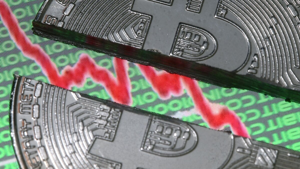 El Salvador buys 410 Bitcoins post crypto crash, IMF warns it of the financial risks - Vimarsana News