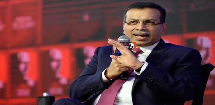 Goenka announced the team's name on Twitter through a video. Goenka announced the team's name on Twitter through a video.