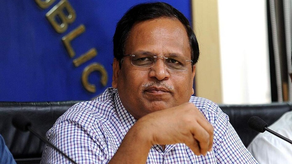 Jain told reporters that Delhi is expected to register 17,000 Covid cases on Sunday. Jain told reporters that Delhi is expected to register 17,000 Covid cases on Sunday.