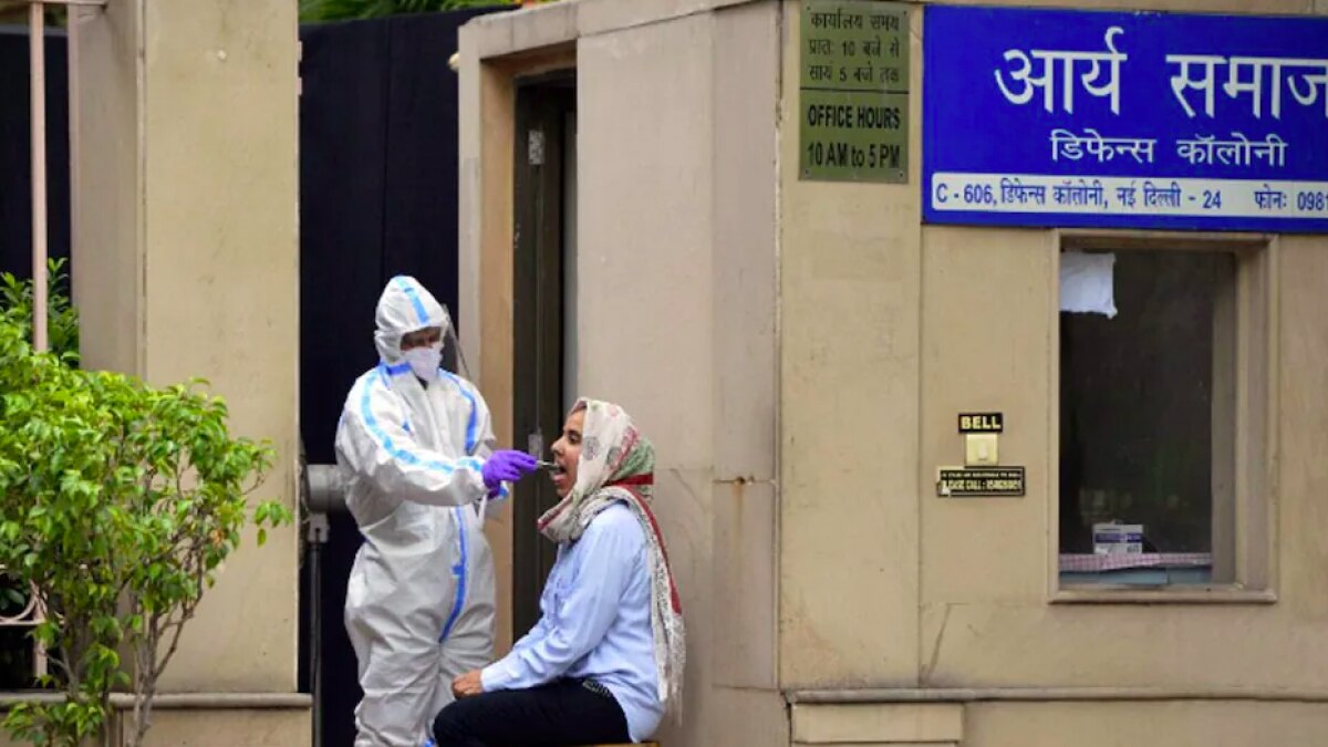 Delhi logs 27,561 COVID-19 cases, second-highest daily rise, positivity rate at 26.22%