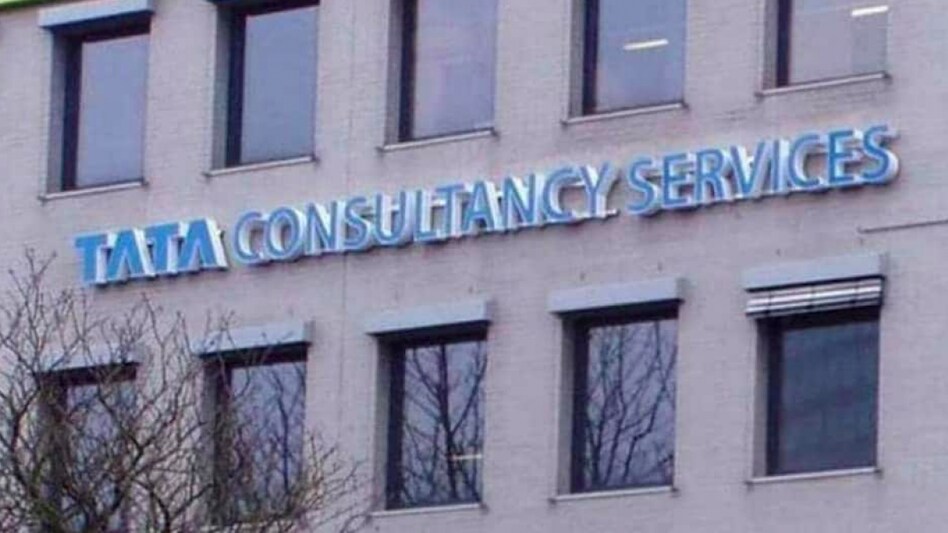 TCS Board had approved an upto Rs 18000 crore buyback offer entailing 4 crore shares at Rs 4,500 apiece. TCS Board had approved an upto Rs 18000 crore buyback offer entailing 4 crore shares at Rs 4,500 apiece.