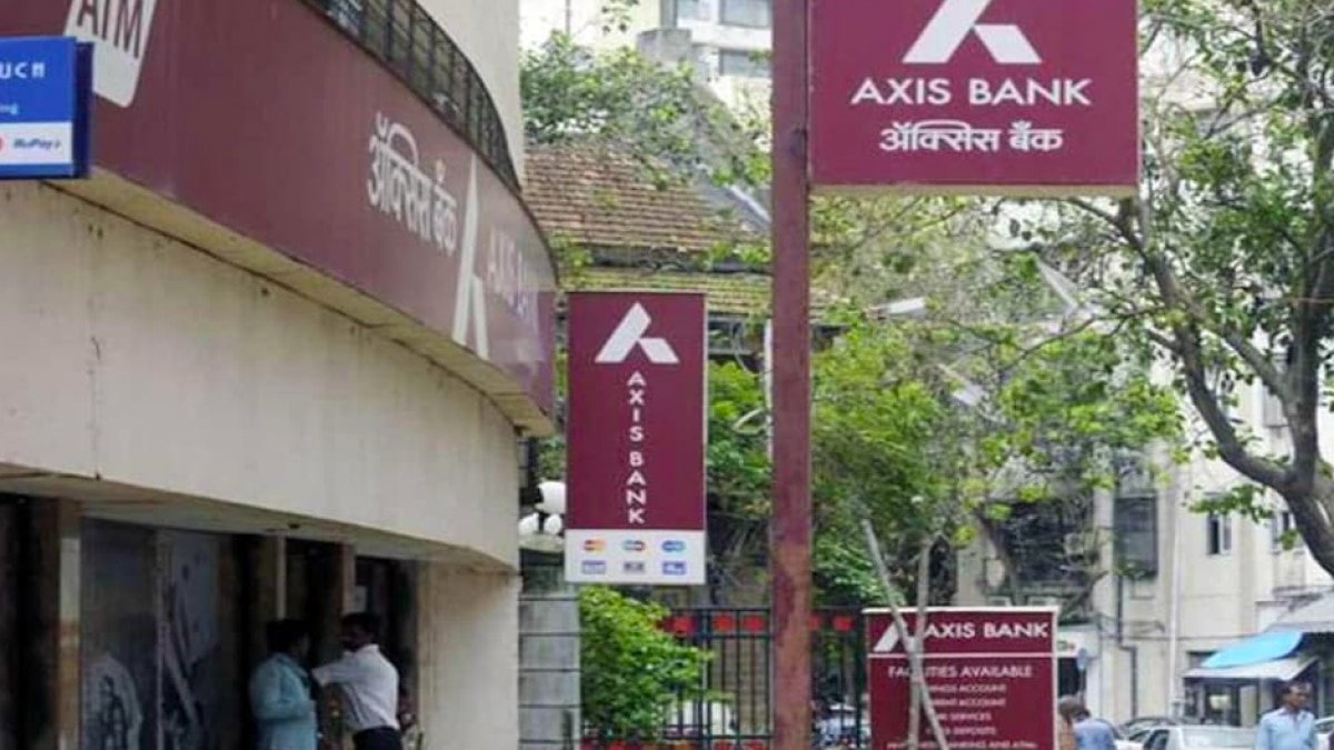 Axis Bank has emerged as the frontrunner to buy Citi's consumer business in India, Axis Bank has emerged as the frontrunner to buy Citi's consumer business in India,