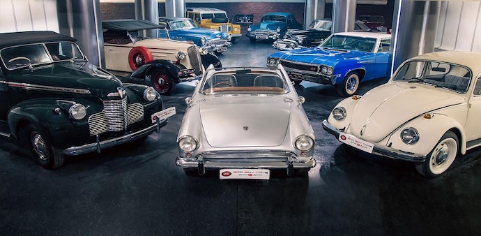 While online auctions for vintage cars are very common abroad, India is just about stepping into this space. While online auctions for vintage cars are very common abroad, India is just about stepping into this space.