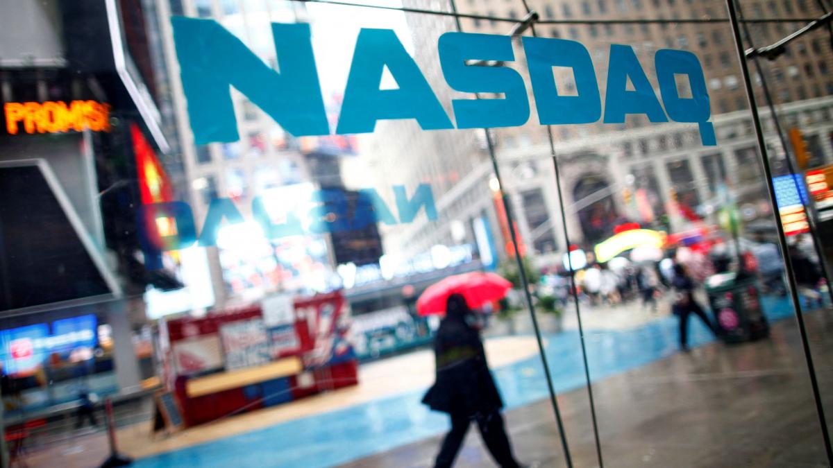 The Nasdaq opened higher on Wednesday, extending gains for the fourth straight session. (Photo: Reuters) The Nasdaq opened higher on Wednesday, extending gains for the fourth straight session. (Photo: Reuters)