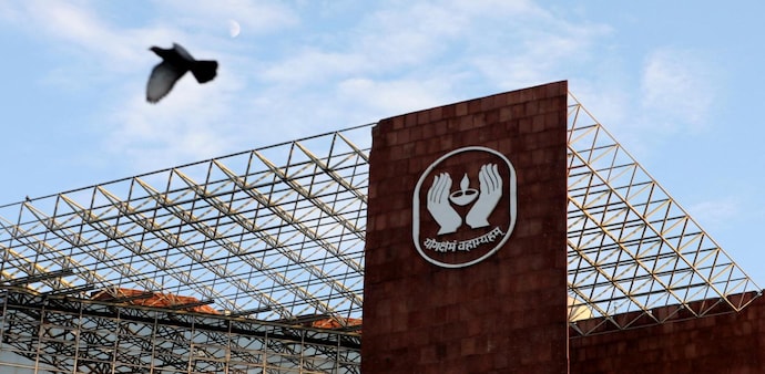 LIC has grown 151 percent since 2014 clipping at 14 percent annually. (Photo: Reuters) LIC has grown 151 percent since 2014 clipping at 14 percent annually. (Photo: Reuters)