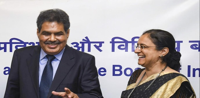 Madhabi Puri Buch replaced Ajay Tyagi as the new SEBI Chairman Madhabi Puri Buch replaced Ajay Tyagi as the new SEBI Chairman