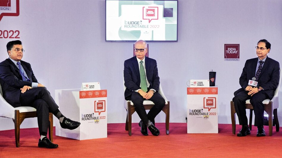 (From left) Finance Secretary T.V. Somanathan, Revenue Secretary Tarun Bajaj and DIPAM Secretary Tuhin Kanta Pandey (From left) Finance Secretary T.V. Somanathan, Revenue Secretary Tarun Bajaj and DIPAM Secretary Tuhin Kanta Pandey