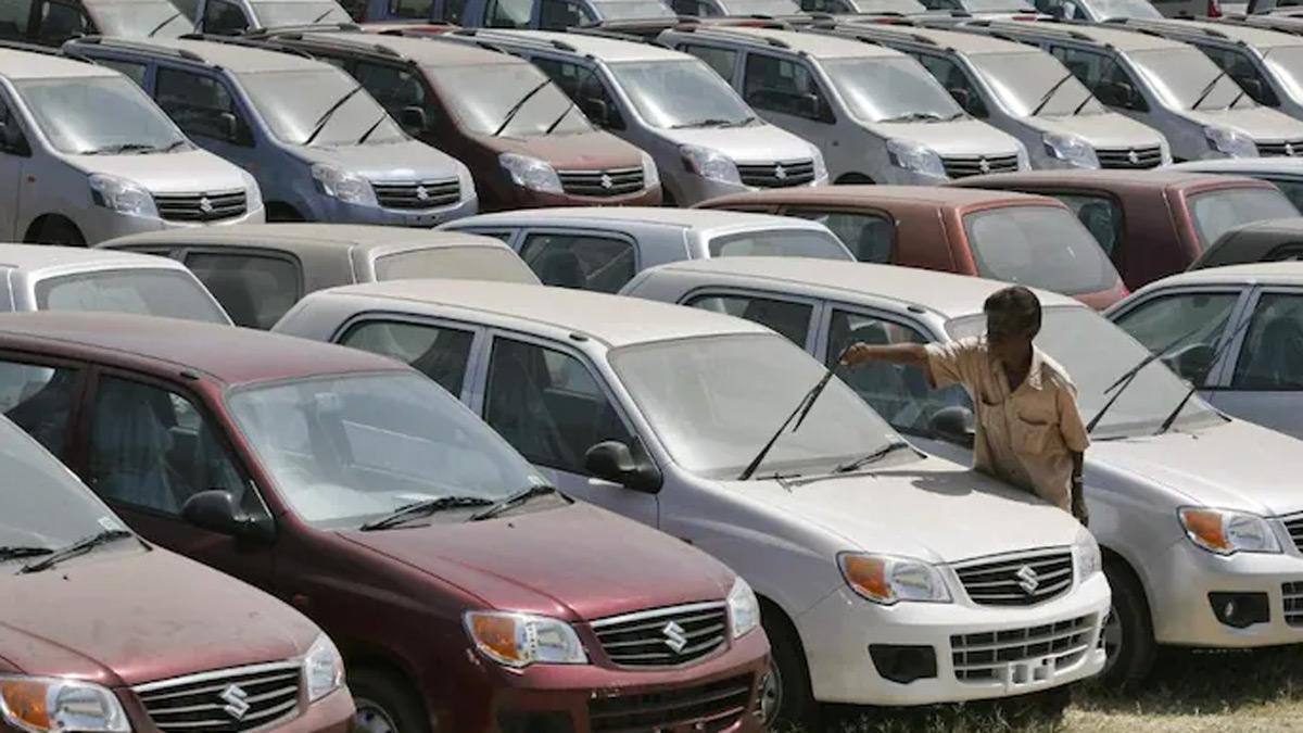 The total passenger vehicle sales across categories last month declined by 10.69 per cent to 14,39,747 units from 16,12,130 units in January 2021. The total passenger vehicle sales across categories last month declined by 10.69 per cent to 14,39,747 units from 16,12,130 units in January 2021.