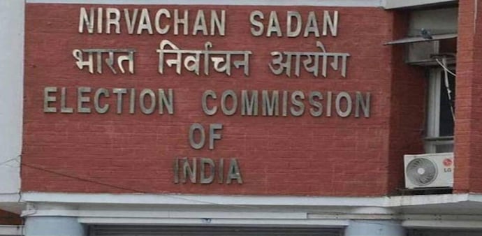 The expenditure of star campaigner is borne by the party and not the candidate or candidates for which he or she campaigns. The expenditure of star campaigner is borne by the party and not the candidate or candidates for which he or she campaigns.