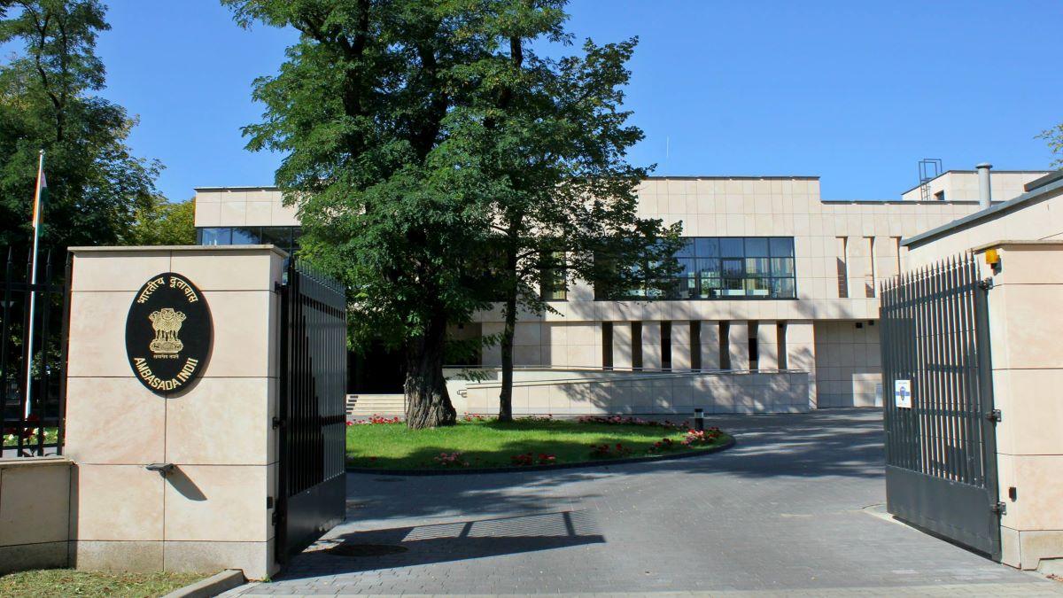 India issues advisory for nationals arriving at Poland-Ukraine border