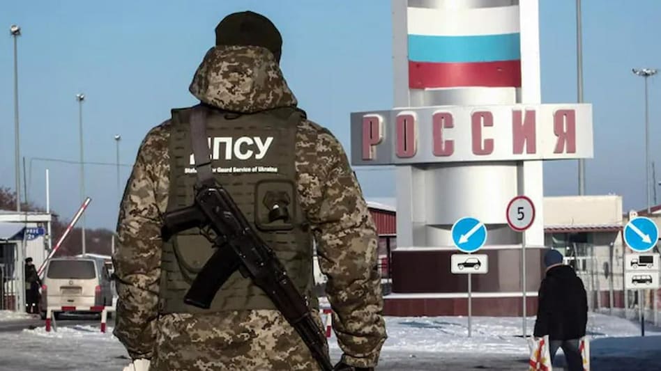 Ukraine has announced the imposition of martial law after Russian President Vladimir Putin declared a war and asked Ukranian forces to surrender. Ukraine has announced the imposition of martial law after Russian President Vladimir Putin declared a war and asked Ukranian forces to surrender.