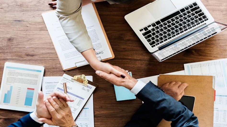 Biocon Biologics buys Viatris’ biosimilars assets for up to $3 bn Biocon Biologics buys Viatris’ biosimilars assets for up to $3 bn