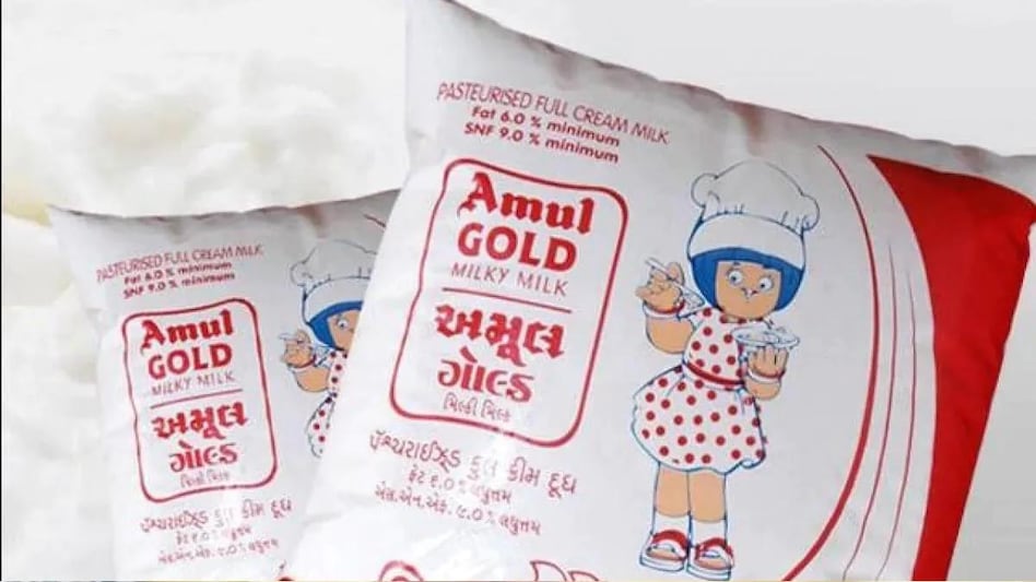 n the Ahmedabad and Saurashtra markets of Gujarat, the price of Amul Gold will be Rs. 30 per 500 ml. n the Ahmedabad and Saurashtra markets of Gujarat, the price of Amul Gold will be Rs. 30 per 500 ml.