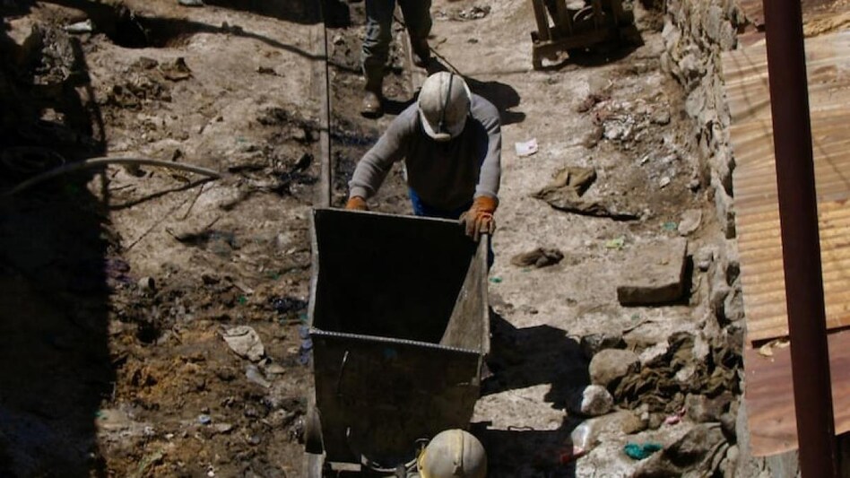 Budget 2022 gives blue-collar jobs much-needed boost, say experts Budget 2022 gives blue-collar jobs much-needed boost, say experts