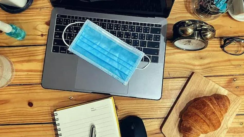 In a hybrid workplace, employers need to think beyond leaves and salary hikes to offer a more personalised experience to every employee. In a hybrid workplace, employers need to think beyond leaves and salary hikes to offer a more personalised experience to every employee.