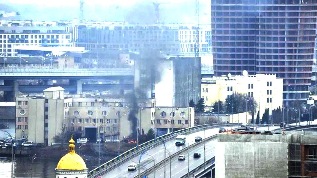 Smoke and flame rise near a military building after an apparent Russian strike in Kyiv, Ukraine. (Image: AP) Smoke and flame rise near a military building after an apparent Russian strike in Kyiv, Ukraine. (Image: AP)