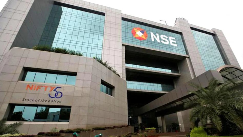 The National Stock Exchange, country's largest bourse, is believed to have rolled out co-location services in 2009-2010. The National Stock Exchange, country's largest bourse, is believed to have rolled out co-location services in 2009-2010.
