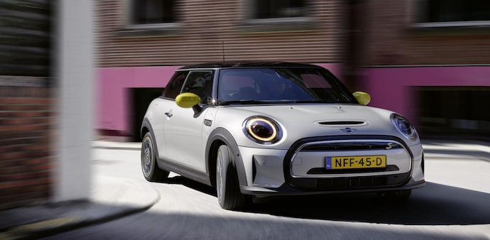 Bookings for the next phase of deliveries will start from March 2022 as all available units were sold out during the pre-launch booking in Q4 2021. Bookings for the next phase of deliveries will start from March 2022 as all available units were sold out during the pre-launch booking in Q4 2021.