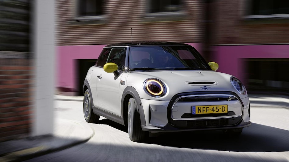 Bookings for the next phase of deliveries will start from March 2022 as all available units were sold out during the pre-launch booking in Q4 2021. Bookings for the next phase of deliveries will start from March 2022 as all available units were sold out during the pre-launch booking in Q4 2021.