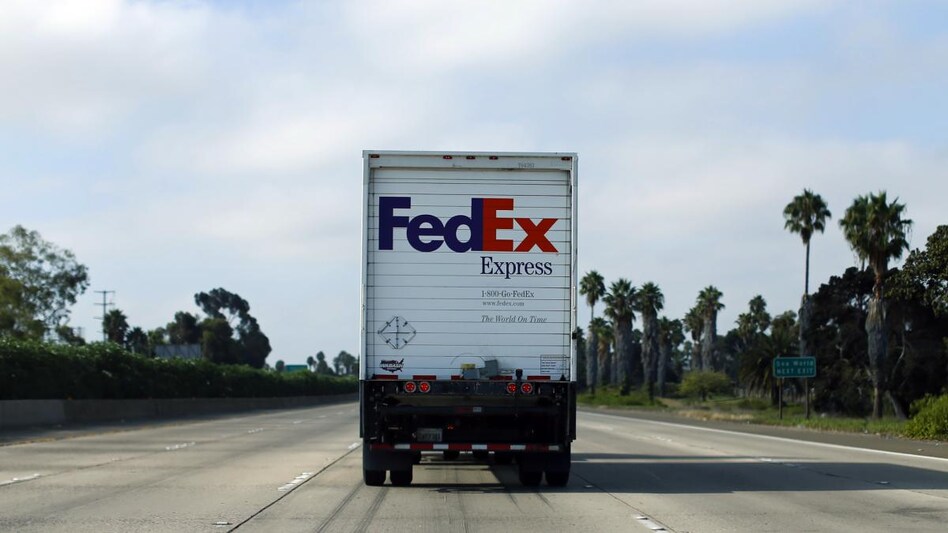 UPS, FedEx to halt delivery services to Russia and Ukraine (Photo: Reuters) UPS, FedEx to halt delivery services to Russia and Ukraine (Photo: Reuters)