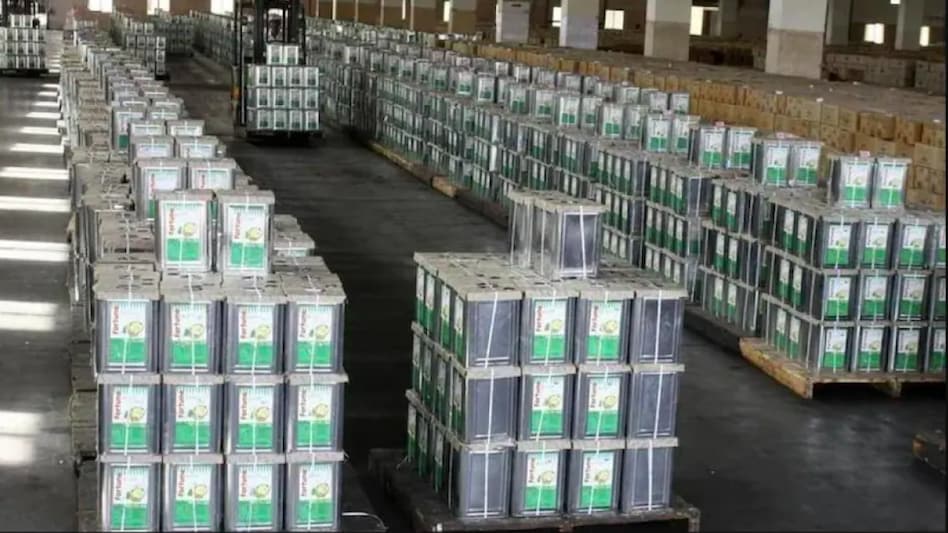 The Adani Group's company, which is a 50:50 joint venture company between the Adani group and the Wilmar group, saw more than 17 times demand than shares on offer The Adani Group's company, which is a 50:50 joint venture company between the Adani group and the Wilmar group, saw more than 17 times demand than shares on offer