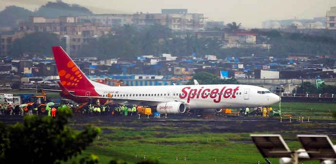 "The Court has advised the other side to consider the proposal of SpiceJet and has listed the matter on 14 February 2022.," the spokesperson added. "The Court has advised the other side to consider the proposal of SpiceJet and has listed the matter on 14 February 2022.," the spokesperson added.