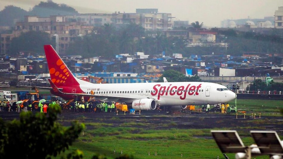 "The Court has advised the other side to consider the proposal of SpiceJet and has listed the matter on 14 February 2022.," the spokesperson added. "The Court has advised the other side to consider the proposal of SpiceJet and has listed the matter on 14 February 2022.," the spokesperson added.