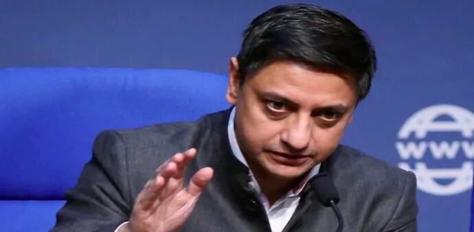 Sanyal had worked in financial markets since mid-nineties. Sanyal had worked in financial markets since mid-nineties.