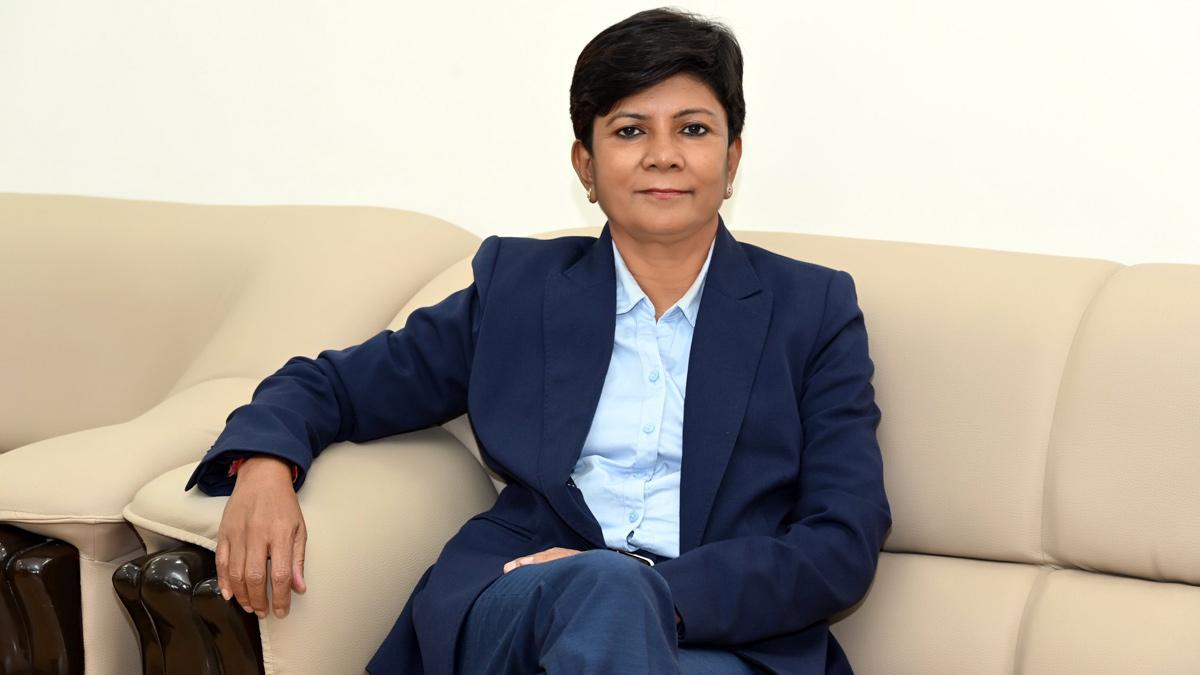 She has worked at IOC’s refineries at Barauni, Digboi, Haldia and Panipat as well as at the Refineries Headquarters She has worked at IOC’s refineries at Barauni, Digboi, Haldia and Panipat as well as at the Refineries Headquarters