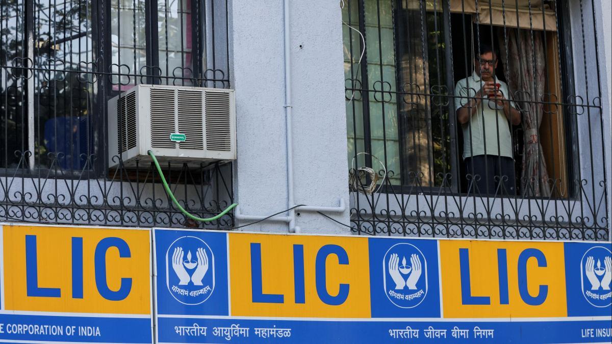 Govt has time till May 12 to launch LIC IPO without seeking fresh SEBI approval - Vimarsana News
