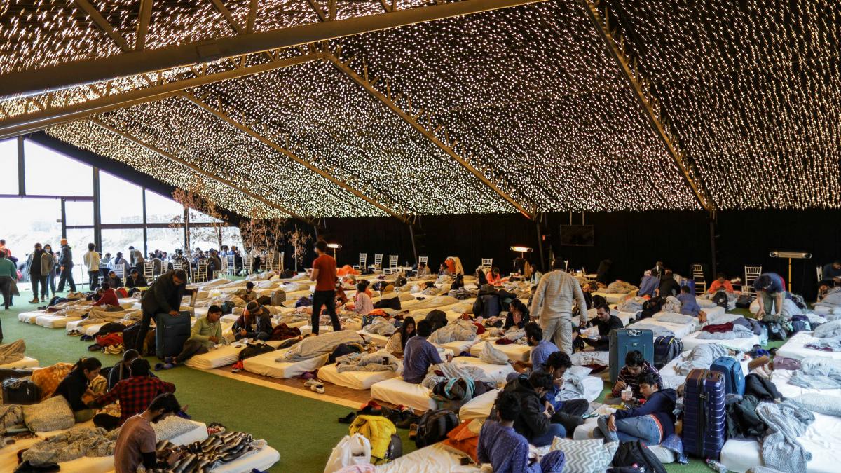 Indian students who fled the Russian invasion of Ukraine take shelter at a wedding venue outside Bucharest. (Photo: Reuters) Indian students who fled the Russian invasion of Ukraine take shelter at a wedding venue outside Bucharest. (Photo: Reuters)