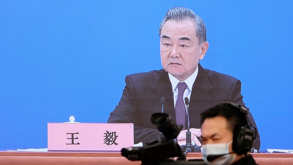 Chinese foreign minister Wang Yi to make surprise visit to India: source