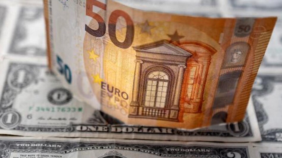 Gazprom asks GAIL to pay for gas imports in euros (Photo: Reuters) Gazprom asks GAIL to pay for gas imports in euros (Photo: Reuters)