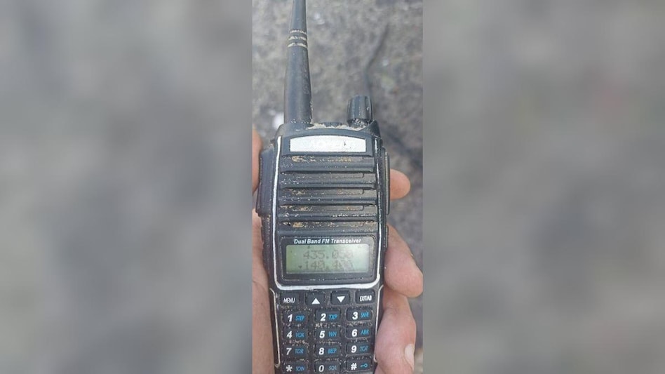 According to a Kyiv-based Twitter account named ‘Мілітарний’ (Military), the Russian forces are using analogue-tech walkie-talkies made by Baofeng. According to a Kyiv-based Twitter account named ‘Мілітарний’ (Military), the Russian forces are using analogue-tech walkie-talkies made by Baofeng.