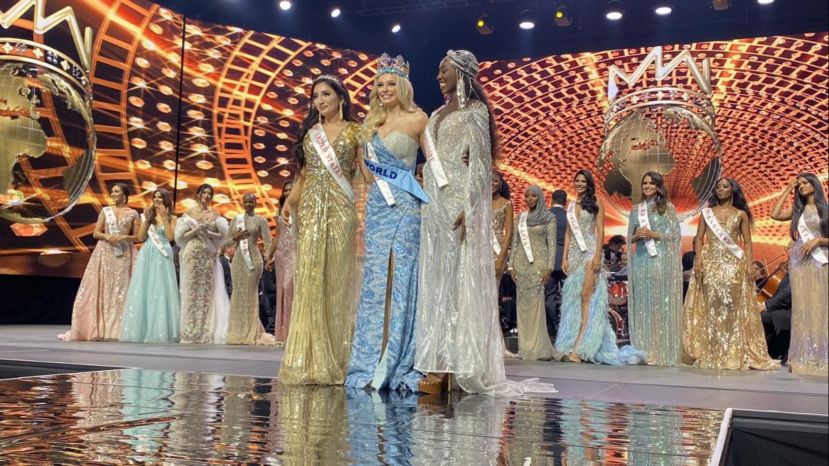 Miss World 2021 Karolina Bielawska, with 1st Runner Up Shree Saini and 2nd Runner up Olivia Yace — Image source: Twitter.com/MissWorldLtd Miss World 2021 Karolina Bielawska, with 1st Runner Up Shree Saini and 2nd Runner up Olivia Yace — Image source: Twitter.com/MissWorldLtd
