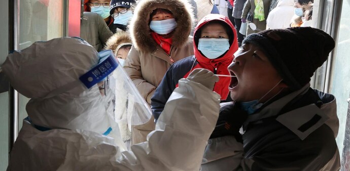 China's COVID cases more than double as country faces biggest outbreak so far (Photo: Reuters) China's COVID cases more than double as country faces biggest outbreak so far (Photo: Reuters)