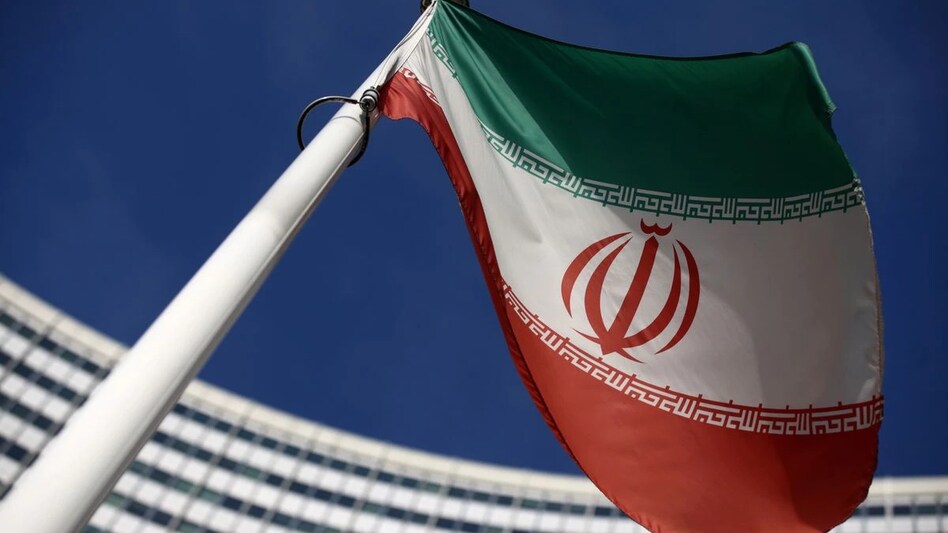 By postponing the revival of the agreement between Iran and the Western powers, and delaying Iran's return to the oil market, Russia was seeking to raise crude prices and increase its own energy revenue By postponing the revival of the agreement between Iran and the Western powers, and delaying Iran's return to the oil market, Russia was seeking to raise crude prices and increase its own energy revenue