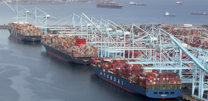 Ukraine invasion: Indian shipping companies to be left largely unaffected (Photo: Reuters) Ukraine invasion: Indian shipping companies to be left largely unaffected (Photo: Reuters)