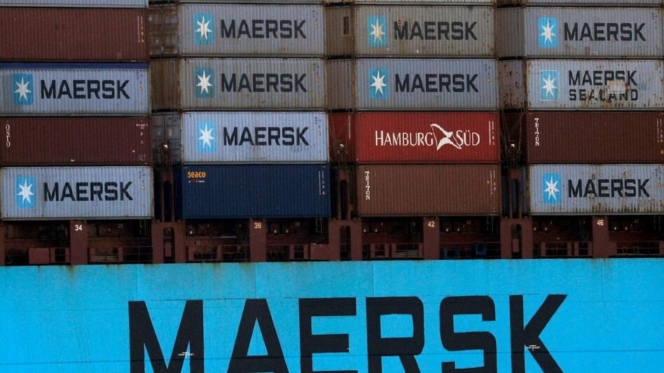 Shipping giants, including Maersk, suspend ops to and from Russia as Western net tightens (Photo: Reuters) Shipping giants, including Maersk, suspend ops to and from Russia as Western net tightens (Photo: Reuters)
