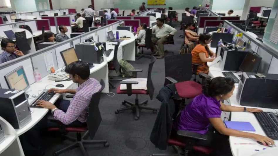 Indian IT service providers may face impact on new deal signings due to ongoing Ukarine-Russia war Indian IT service providers may face impact on new deal signings due to ongoing Ukarine-Russia war