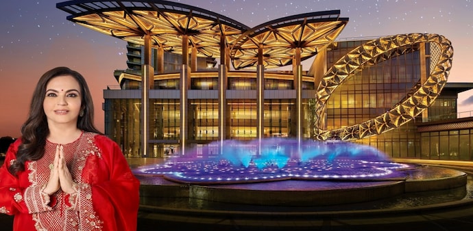 Jio World Centre has been envisioned by Nita Ambani, Director Reliance Industries and Founder-Chairperson of Reliance Foundation. Jio World Centre has been envisioned by Nita Ambani, Director Reliance Industries and Founder-Chairperson of Reliance Foundation.